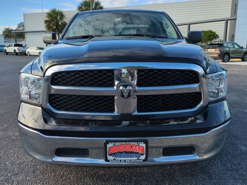 Used 2024 RAM 1500 Classic SLT image 9