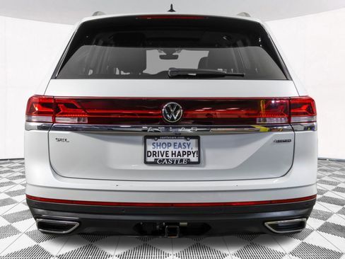 Used 2024 Volkswagen Atlas SEL AWD/4WD image 19