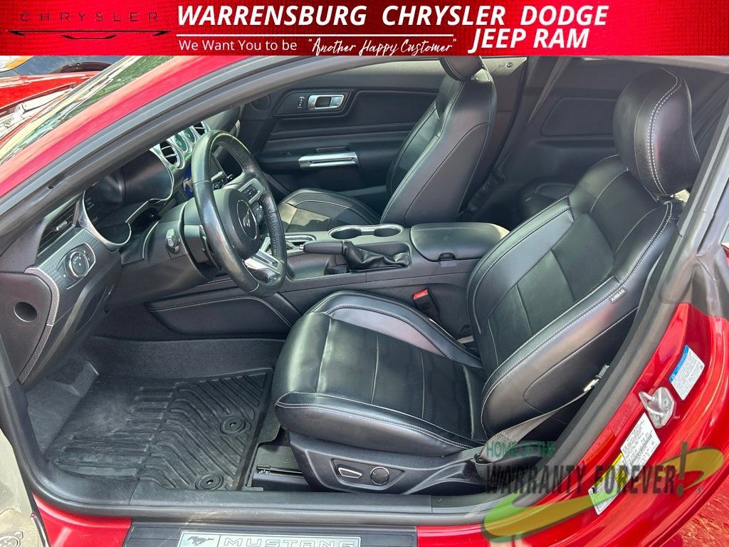 Used 2019 Ford Mustang GT Premium w/ GT Performance Package RWD image 14