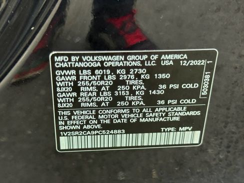 Used 2023 Volkswagen Atlas SEL R-Line AWD/4WD image 29