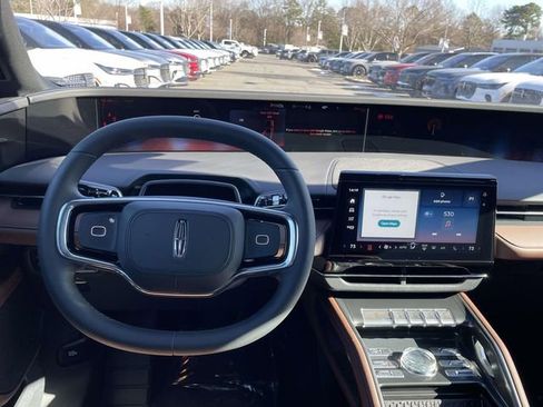 New 2026 Lincoln Nautilus Reserve image 6