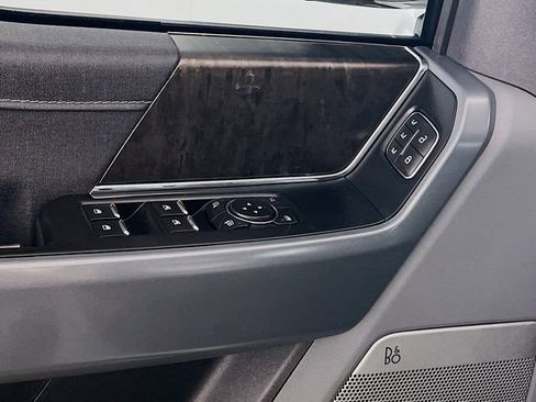 Used 2023 Ford F150 Lariat image 12