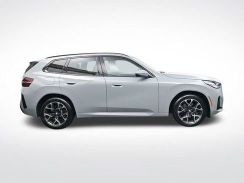 Used 2025 BMW X3 xDrive30i image 3