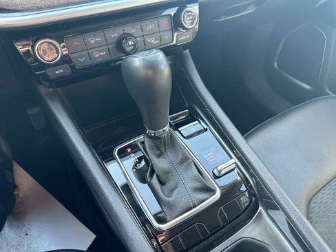 Certified 2022 Jeep Compass Latitude w/ Convenience Group image 21