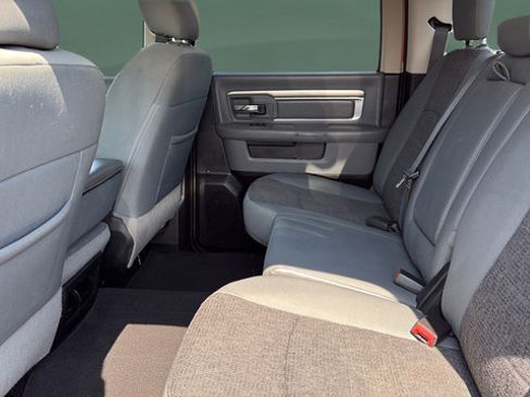 Used 2018 RAM 1500 Big Horn AWD/4WD image 18