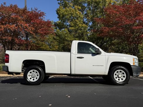 Used 2012 Chevrolet Silverado 1500 W/T image 2