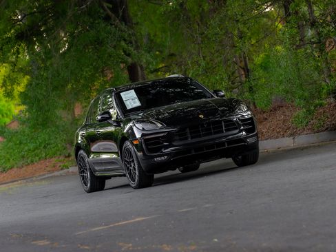 Used 2017 Porsche Macan GTS image 41