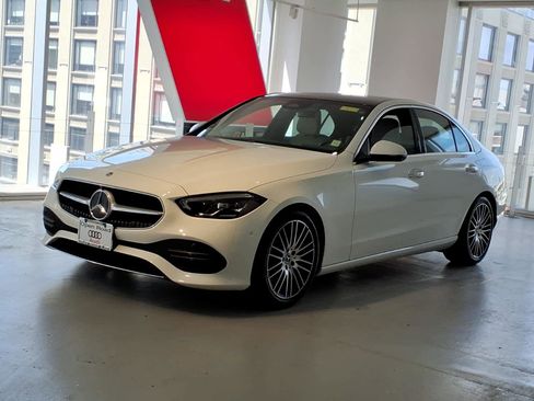 Used 2022 Mercedes-Benz C 300 4MATIC Sedan image 1