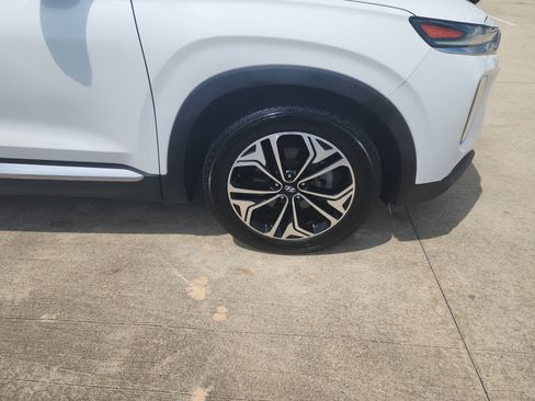 Used 2019 Hyundai Santa Fe FWD image 9