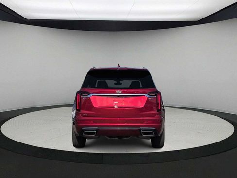 Used 2024 Cadillac XT6 Premium Luxury w/ Technology Package AWD/4WD image 7