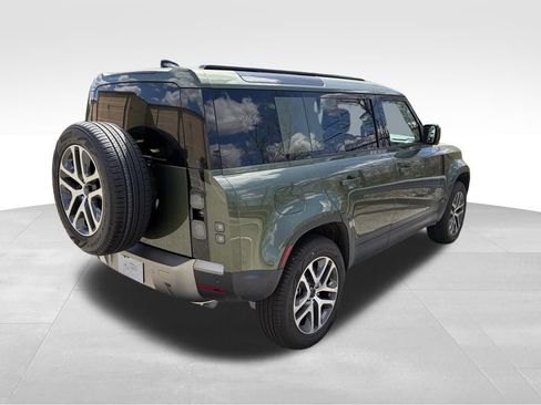 New 2026 Land Rover Defender 110 S AWD/4WD image 8