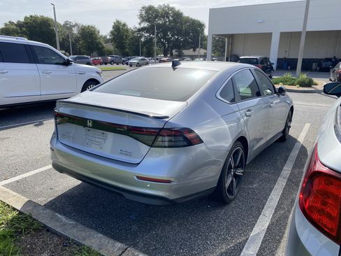 Used 2023 Honda Accord Sport image 8