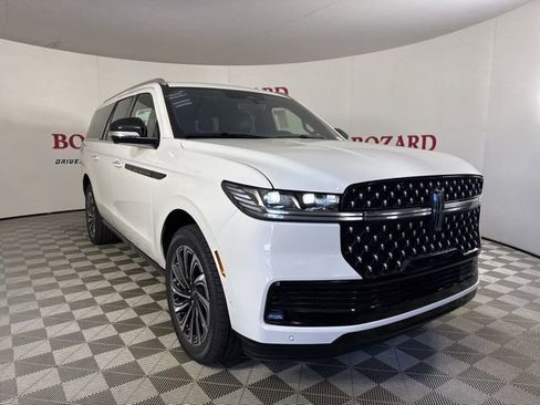 New 2025 Lincoln Navigator L Black Label image 1