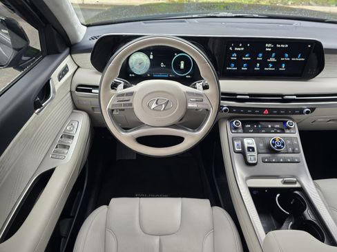 Used 2025 Hyundai Palisade Calligraphy AWD/4WD image 13