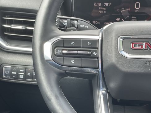 Used 2025 GMC Terrain Elevation AWD/4WD image 18