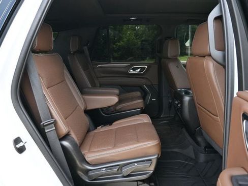 Used 2024 Chevrolet Tahoe High Country AWD/4WD image 20