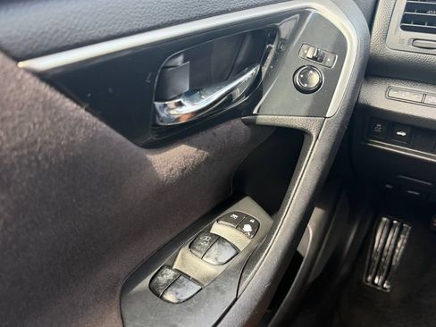 Used 2013 Nissan Altima 2.5 S FWD image 17