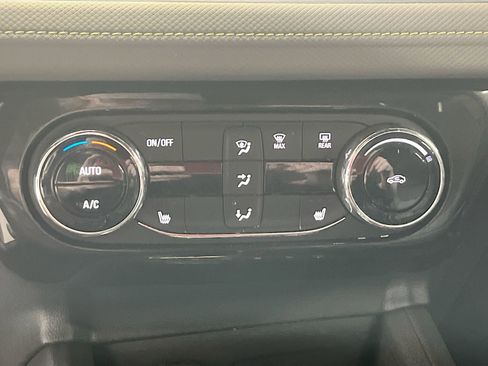 Used 2024 Chevrolet TrailBlazer ACTIV w/ Convenience Package AWD/4WD image 15
