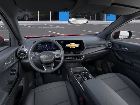 New 2027 Chevrolet Equinox LT w/ Convenience Package II FWD image 18