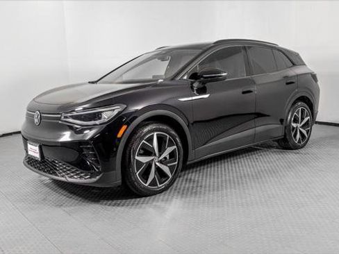 Used 2023 Volkswagen ID.4 Pro S image 2