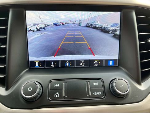 Used 2023 GMC Acadia Denali w/ Denali Ultimate Package AWD/4WD image 14