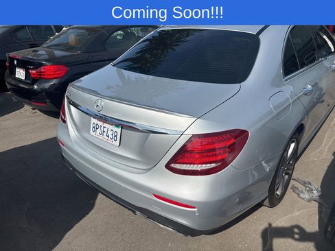 Used 2019 Mercedes-Benz E 300 image 2