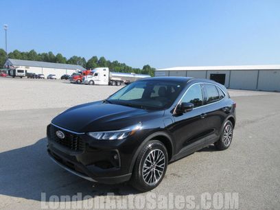 Used 2025 Ford Escape SE