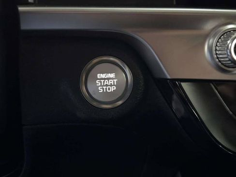 Used 2024 Kia Telluride S FWD image 33