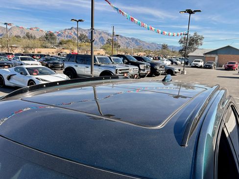 Used 2024 Cadillac XT4 Sport image 24