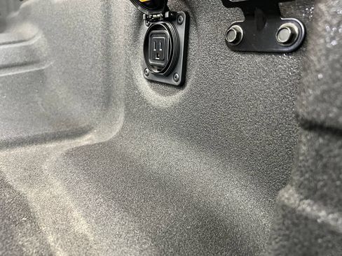 Used 2026 Nissan Frontier PRO-4X w/ Pro-4x Convenience Package AWD/4WD image 40