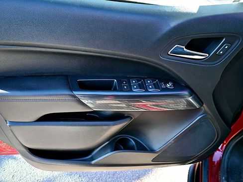 Used 2022 GMC Canyon AT4 image 18