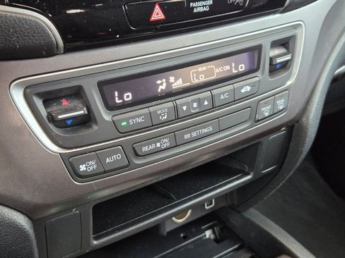 Used 2021 Honda Passport Sport image 17