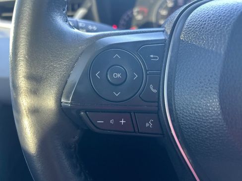 Used 2022 Toyota Corolla SE FWD image 15
