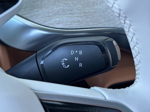 New 2025 Volkswagen ID. Buzz 1st Edition image 20