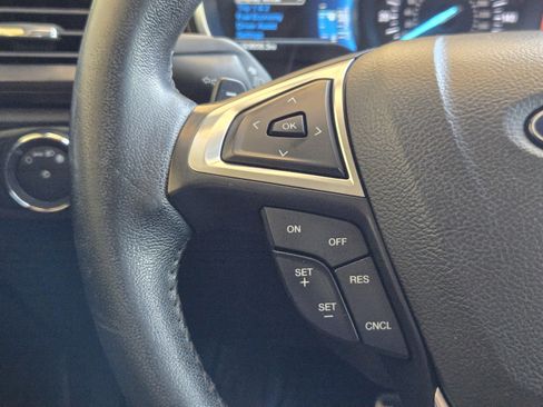 Used 2018 Ford Fusion Titanium AWD/4WD image 24