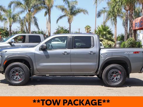 Used 2025 Nissan Frontier PRO-4X w/ Pro Convenience Package AWD/4WD image 5