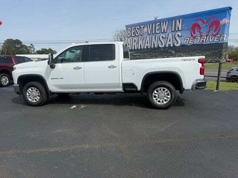 Used 2023 Chevrolet Silverado 2500 LTZ image 8