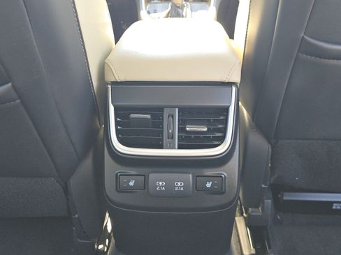 Used 2020 Subaru Legacy Limited w/ Tech Package 2 AWD/4WD image 21