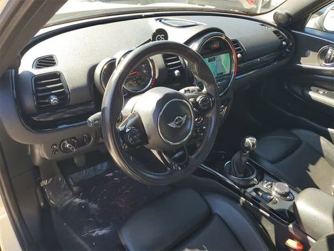 Used 2017 MINI Cooper Clubman S image 23
