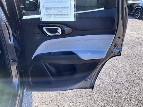 Certified 2022 Jeep Compass Limited AWD/4WD image 19