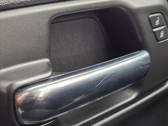 Used 2023 Chevrolet Silverado 1500 Custom RWD image 22