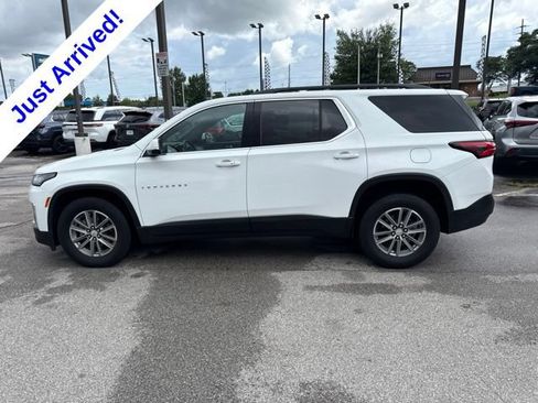 Used 2023 Chevrolet Traverse LT w/ LPO, Cargo Package AWD/4WD image 6