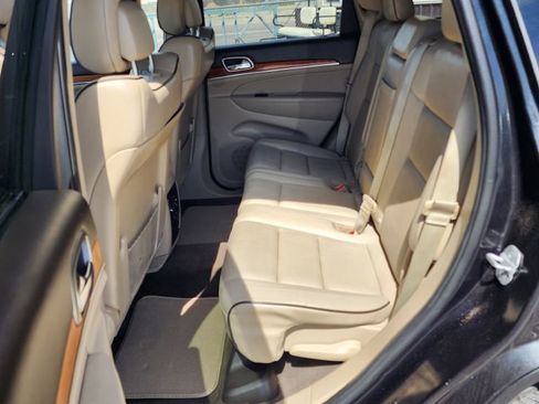 Used 2013 Jeep Grand Cherokee Overland w/ Mopar Chrome Edition Group AWD/4WD image 10