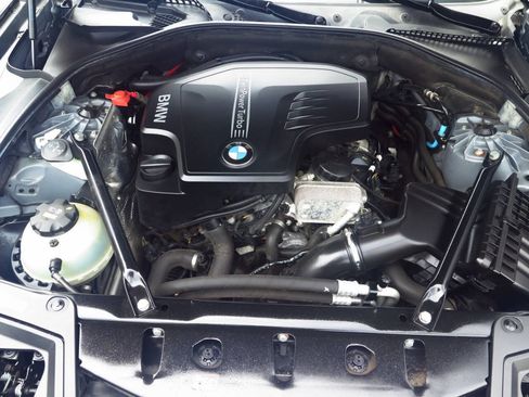Used 2016 BMW 528i xDrive Sedan AWD/4WD image 34