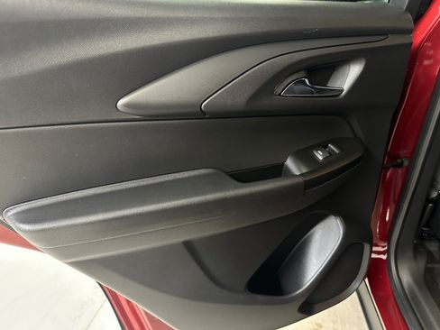 Used 2022 Chevrolet TrailBlazer RS AWD/4WD image 17