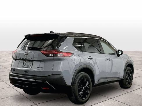 Used 2023 Nissan Rogue SV w/ SV Premium Package AWD/4WD image 11