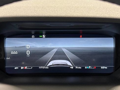Used 2025 Land Rover Discovery Sport S AWD/4WD image 33