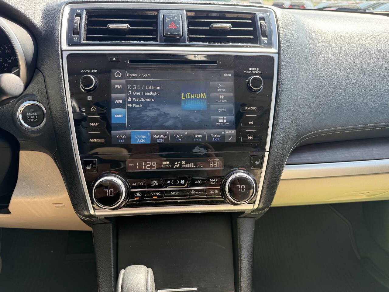 Used 2018 Subaru Outback 2.5i Limited AWD/4WD image 8