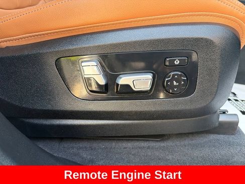 Used 2022 BMW X5 xDrive40i w/ Premium Package AWD/4WD image 23