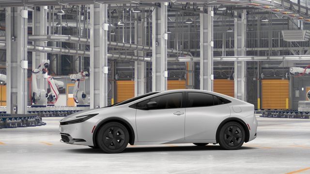 New 2027 Toyota Prius LE FWD image 5